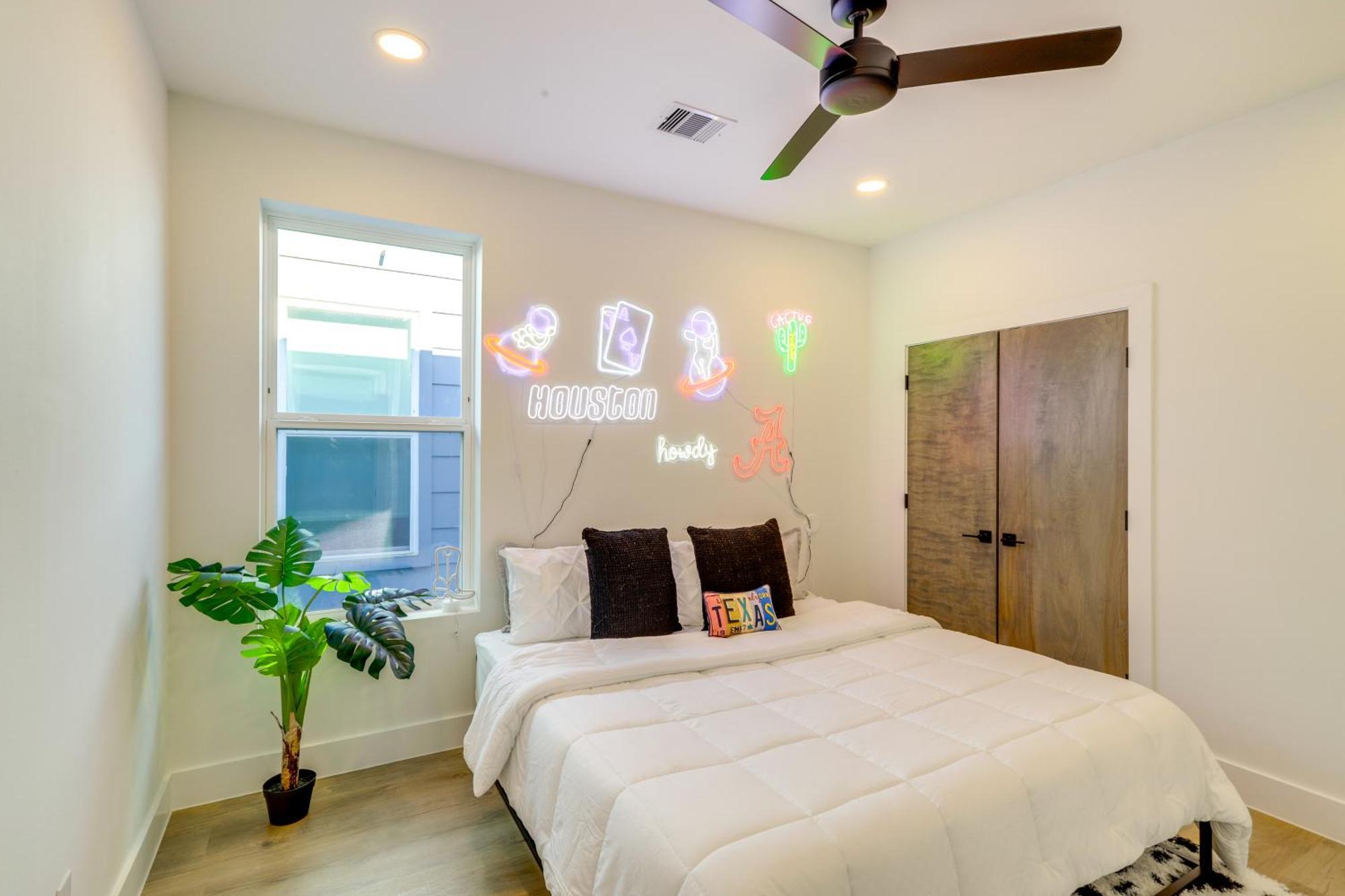 3 Mi To Dtwn Modern Townhome With Yard In ฮูสตัน ภายนอก รูปภาพ